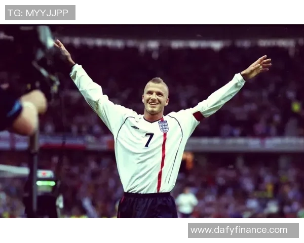 优雅与魅力交织的足球明星名字背后的故事与传奇